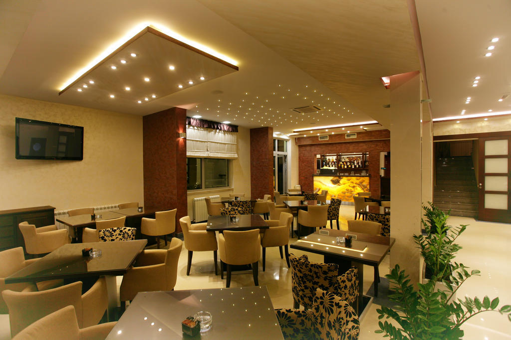 Hotel Ellena 赫尔采格诺维 外观 照片